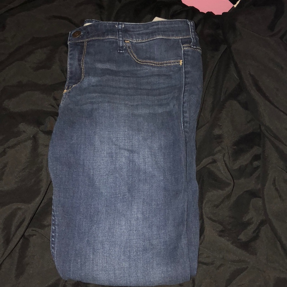 Skinny Jeans will always negotiate price!